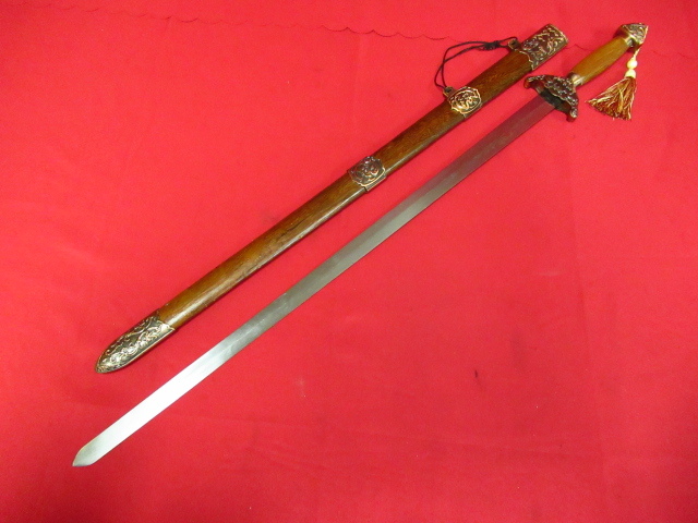 中国の龍泉宝剣 模造刀をお買取りしました！｜藤蓮堂