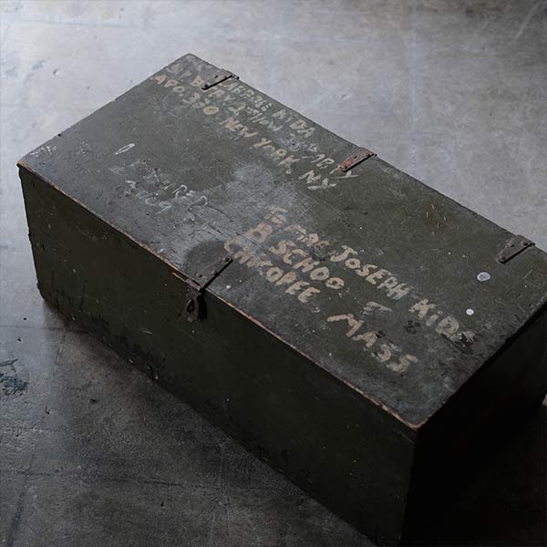 TEXAS TRUNK CO. 手書き文字の入ったミリタリートランク（木箱