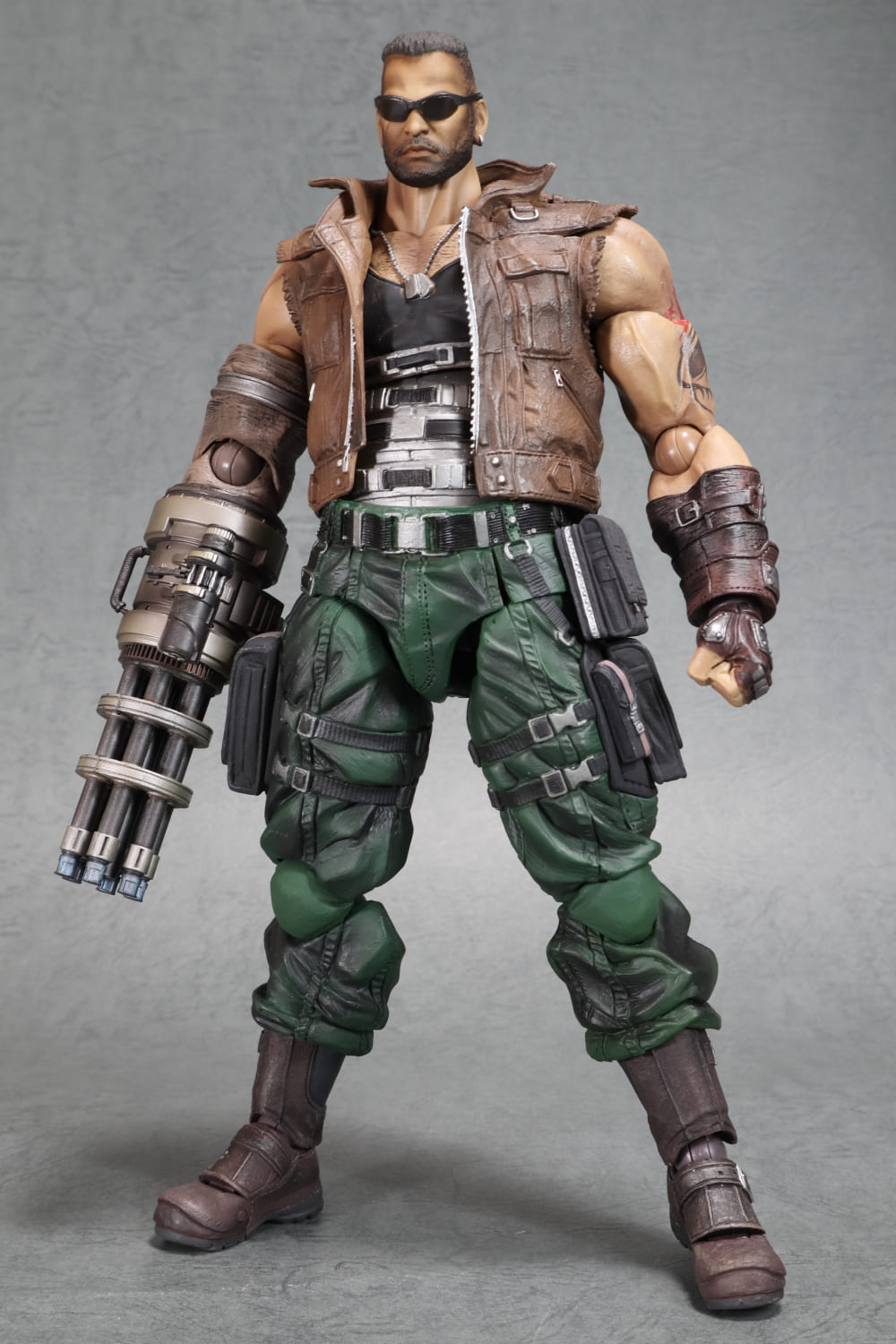 最安値 ファイナルファンタジー7リメイク プレイアーツ改 バレット