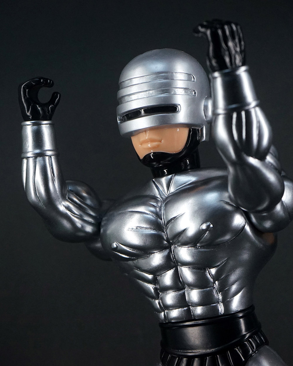SKULLMARK Muscle of the Galaxy Robert Cop – Toy Underground Store