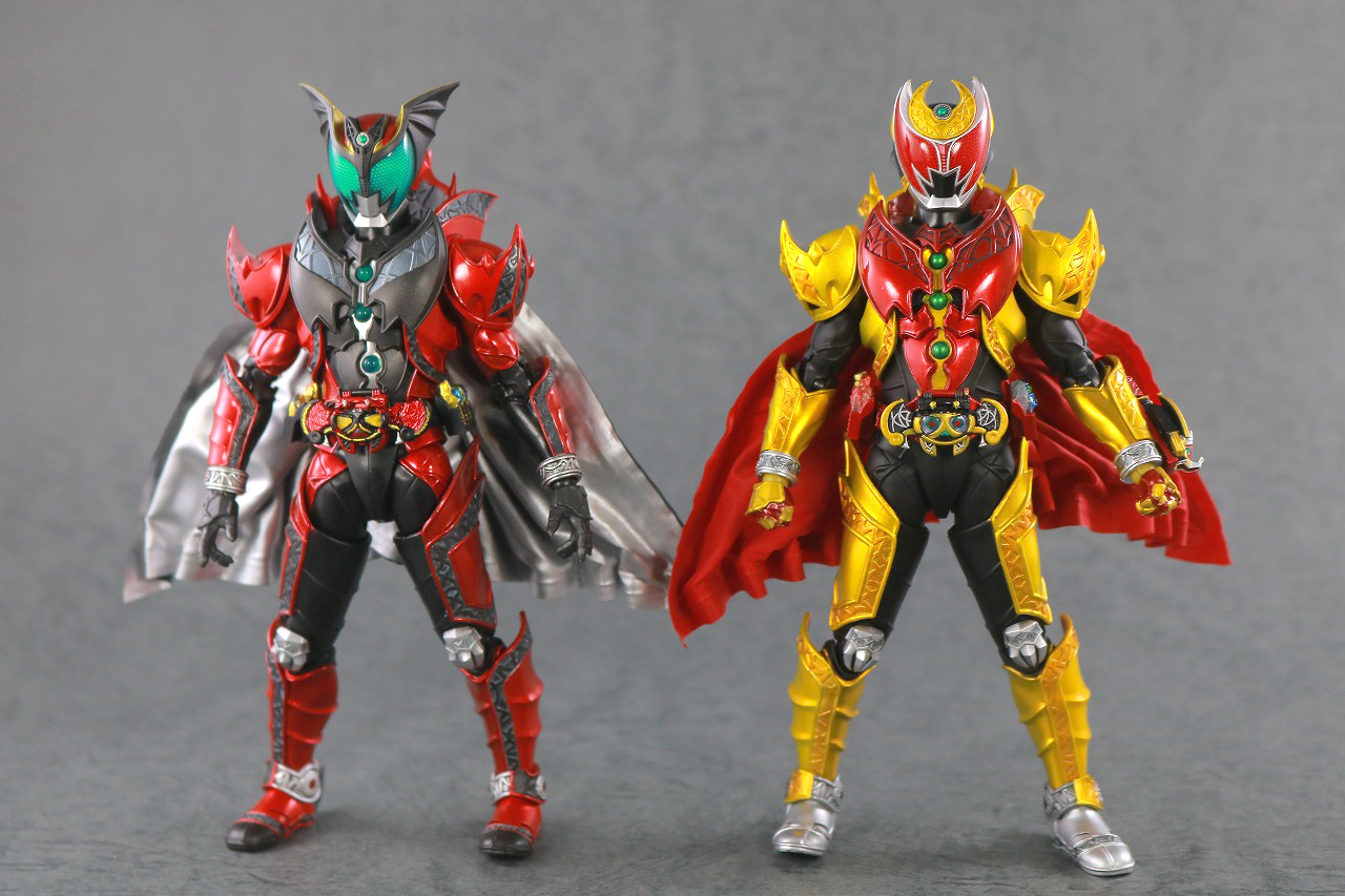 S.H.フィギュアーツ 仮面ライダーキバ エンペラーフォーム 真骨彫製法