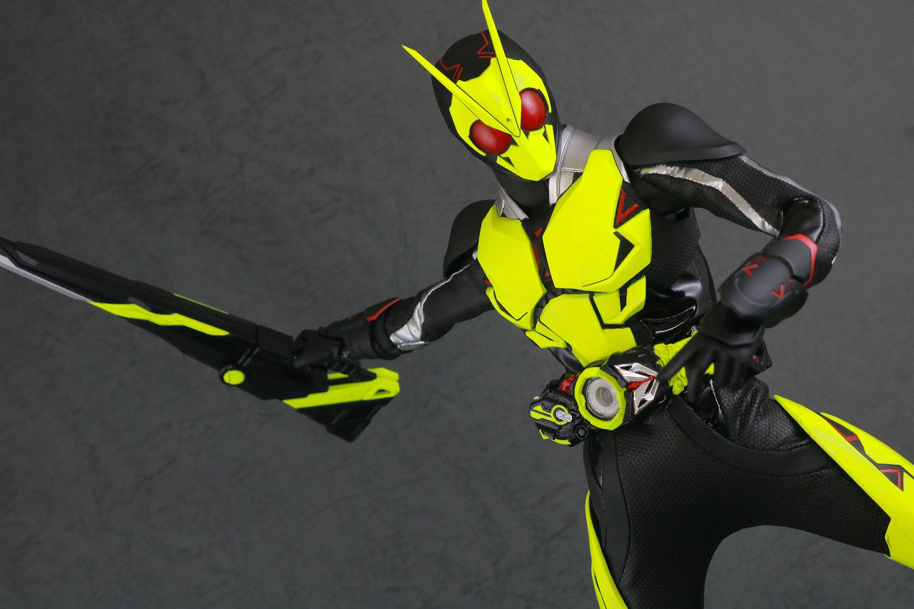 RAH 仮面ライダーゼロワン ライジングホッパー レビュー | トイハコ