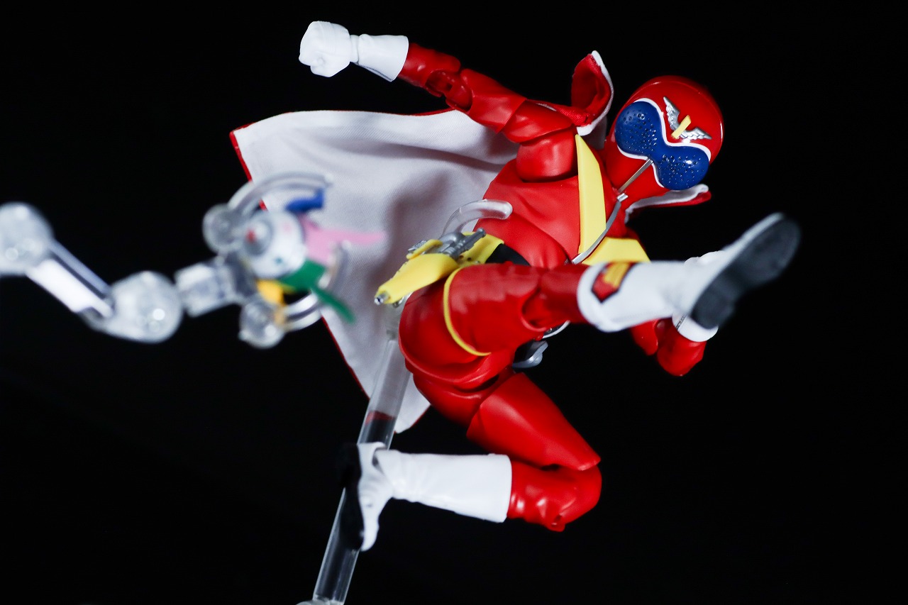 S.H.フィギュアーツ 真骨彫製法 アカレンジャー 50th Anniversary ver