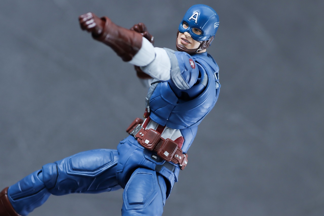 MAFEX キャプテンアメリカ（Classic Suit） レビュー | トイハコ