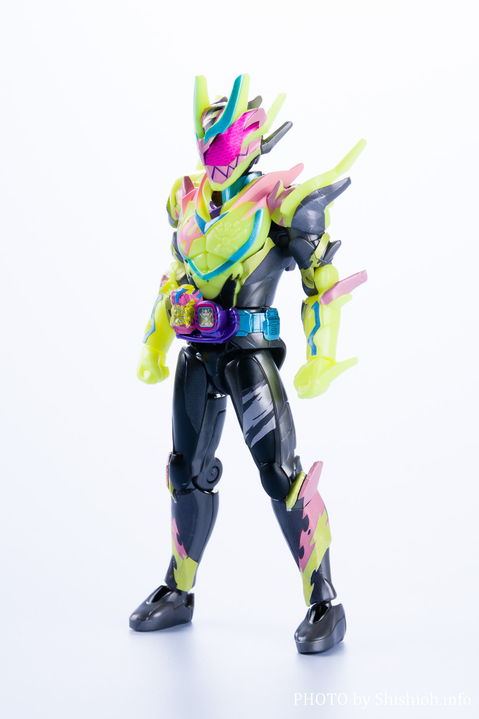 レビュー】装動 仮面ライダーリバイス by7 (リバイス )