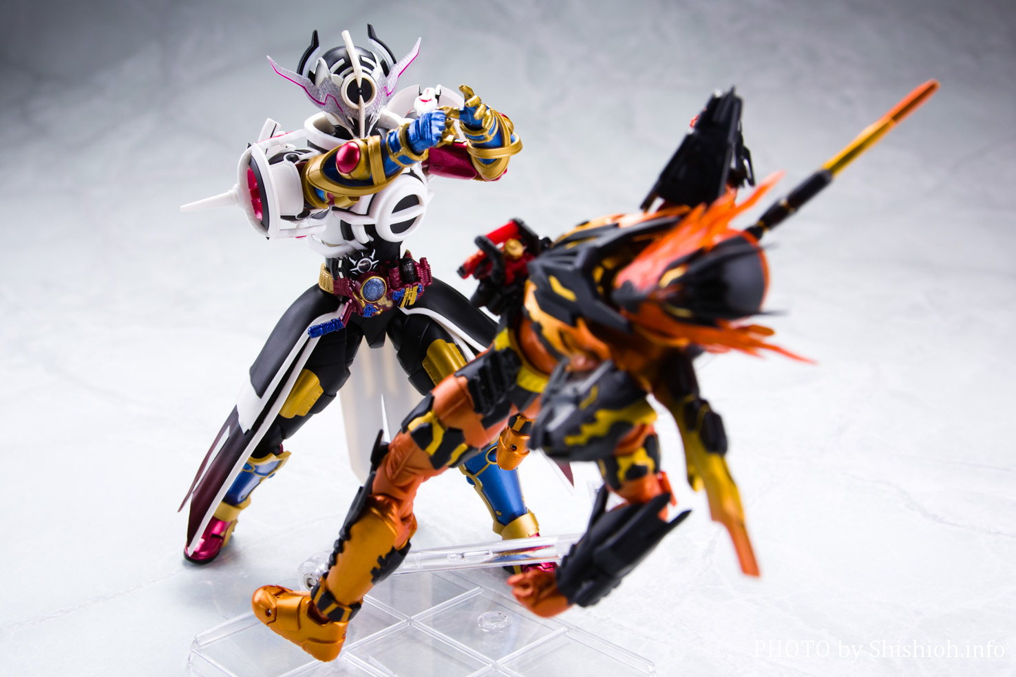 レビュー】 S.H.Figuarts 仮面ライダーエボル ブラックホールフォーム