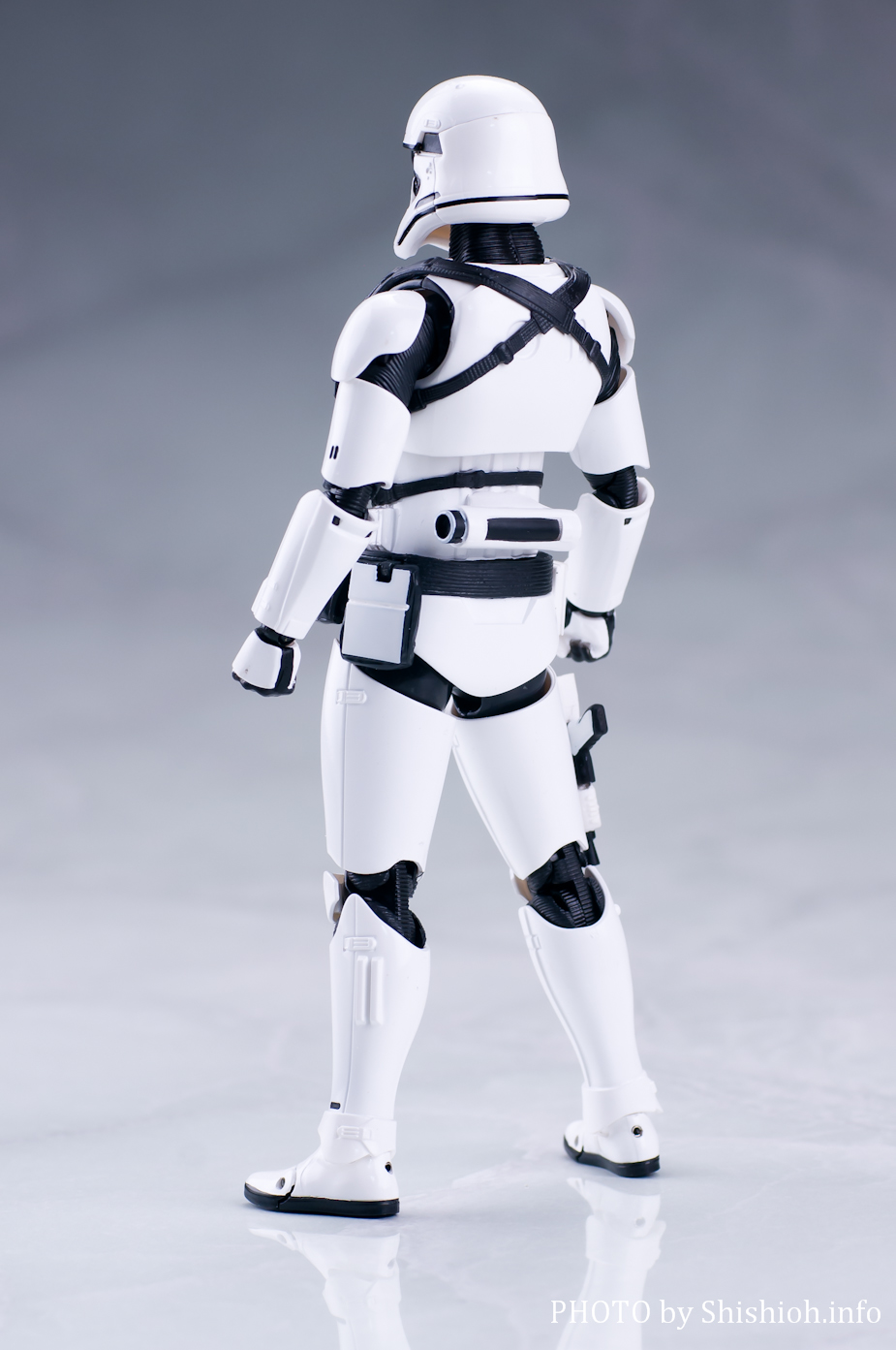 レビュー】 バンダイ 魂ウェブ商店 S.H.Figuarts ファースト・オーダー