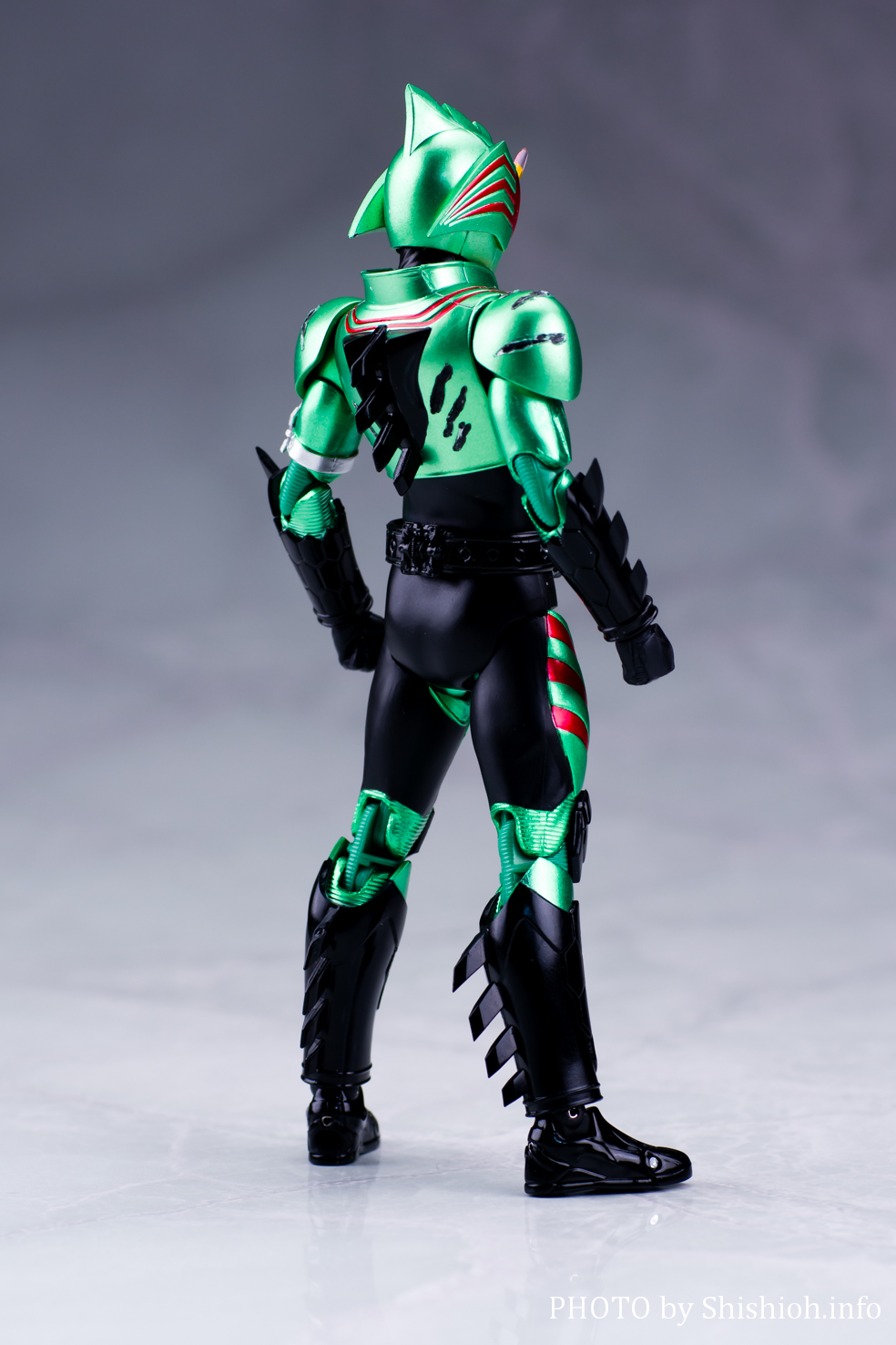 レビュー】S.H.Figuarts 仮面ライダーアマゾンオメガ