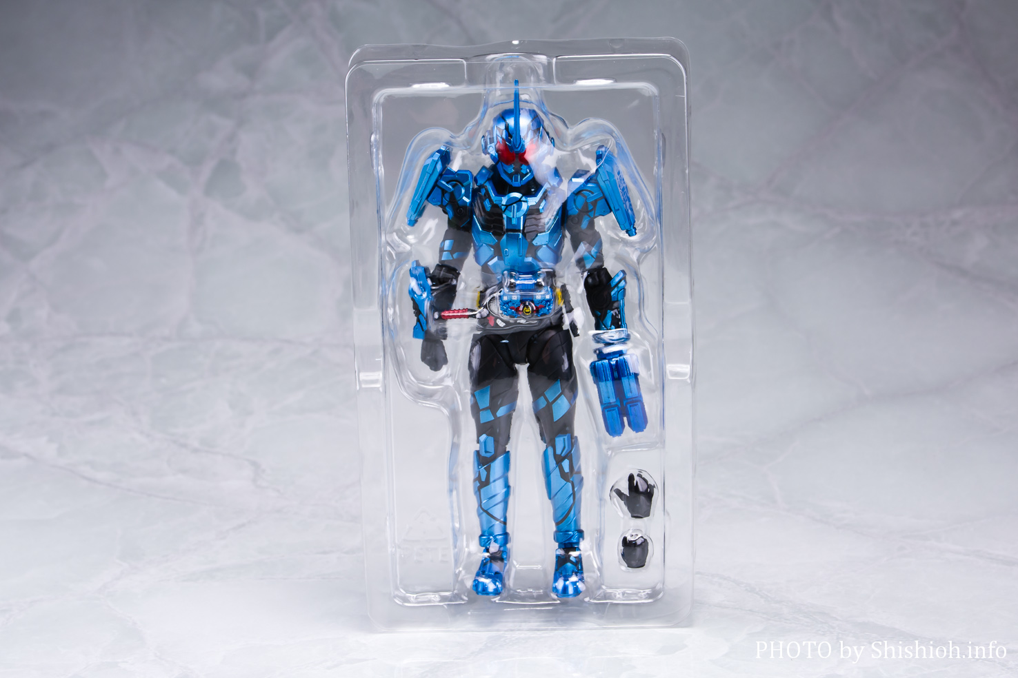 レビュー】 S.H.Figuarts 仮面ライダーグリスブリザード