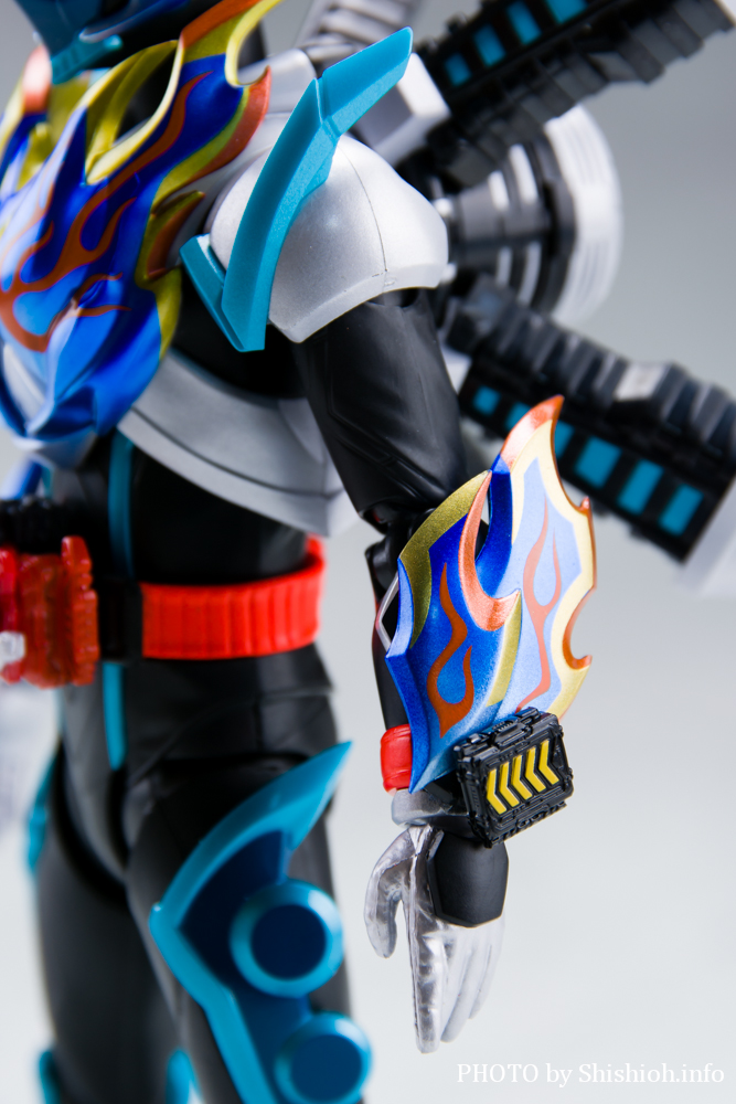 徹底レビュー】S.H.Figuarts 仮面ライダーファイヤーガッチャード