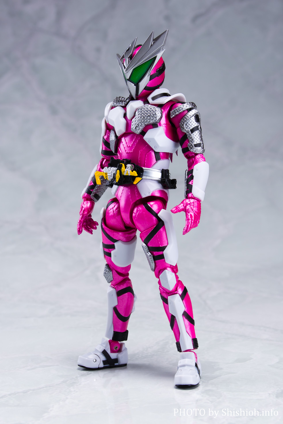 レビュー】 S.H.Figuarts 仮面ライダー迅 フライングファルコン