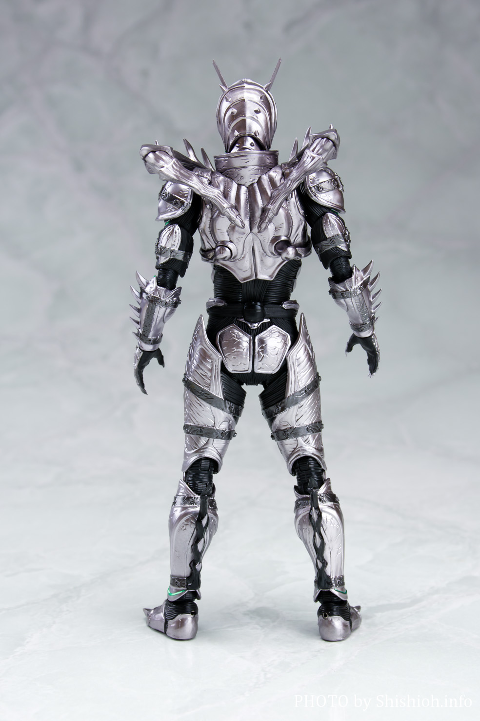 レビュー】S.H.Figuarts 仮面ライダーSHADOWMOON