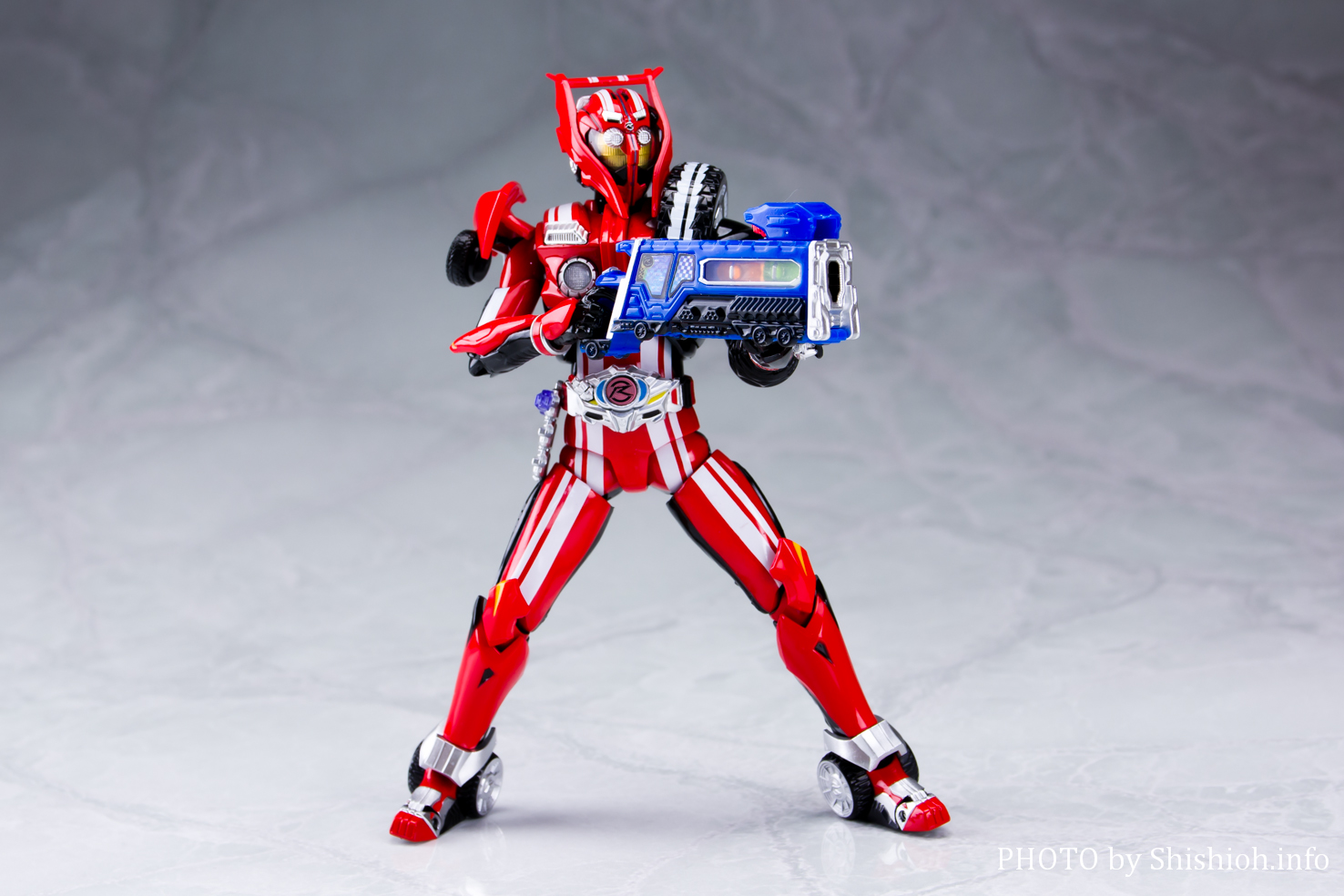 レビュー】S.H.Figuarts 仮面ライダードライブ タイプトライドロン