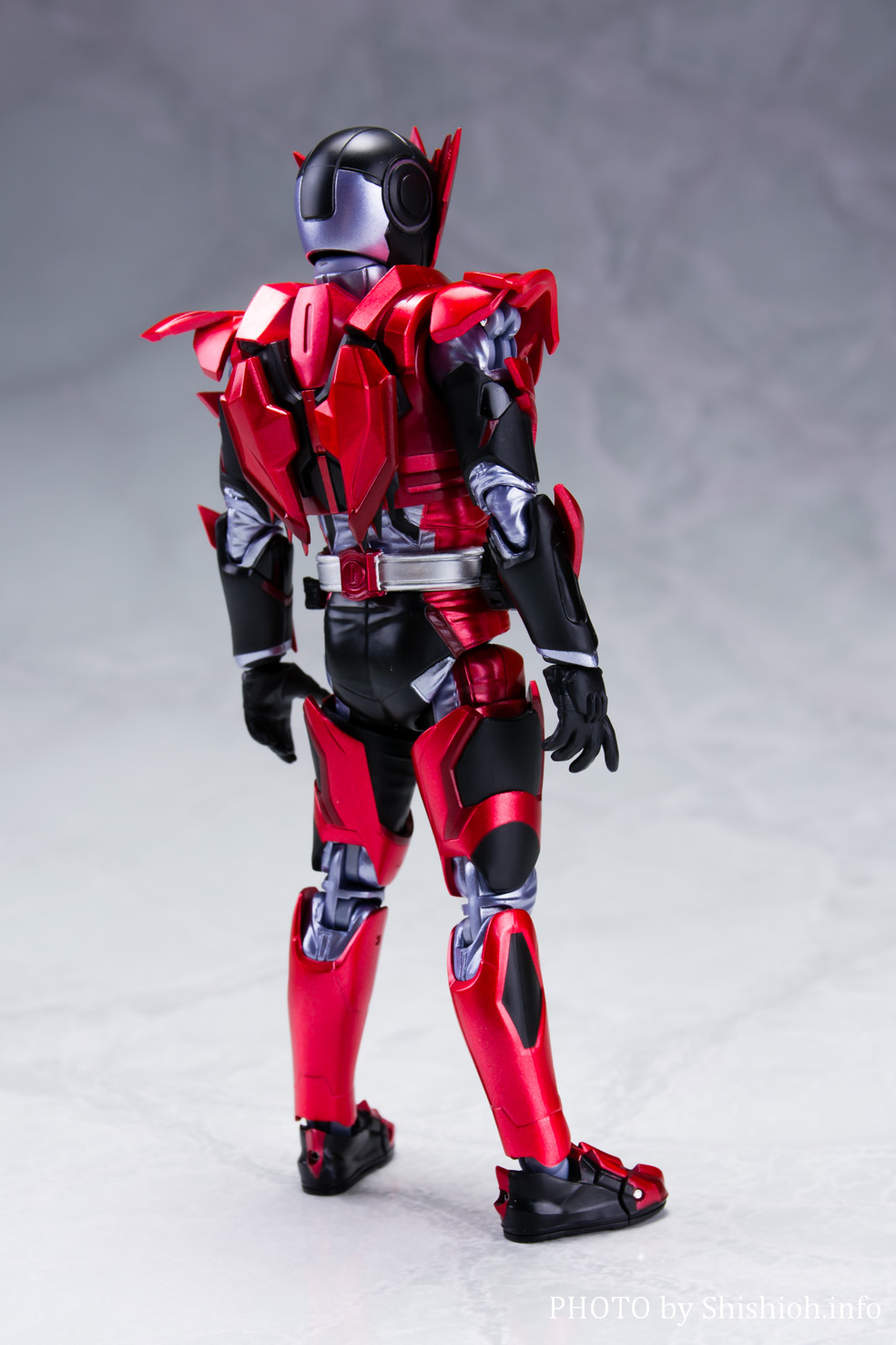 レビュー】 S.H.Figuarts 仮面ライダー迅 バーニングファルコン