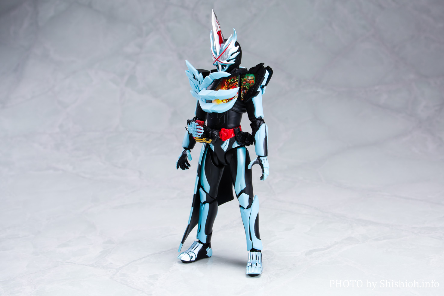 レビュー】S.H.Figuarts 仮面ライダーセイバー プリミティブドラゴン