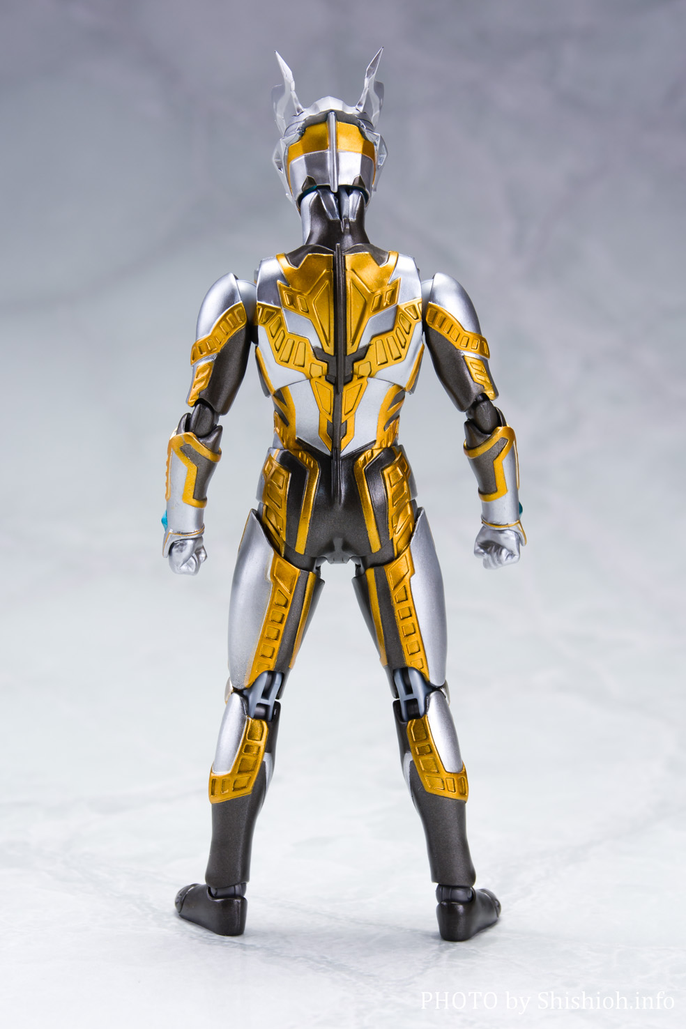 レビュー】 S.H.Figuarts シャイニングウルトラマンゼロ