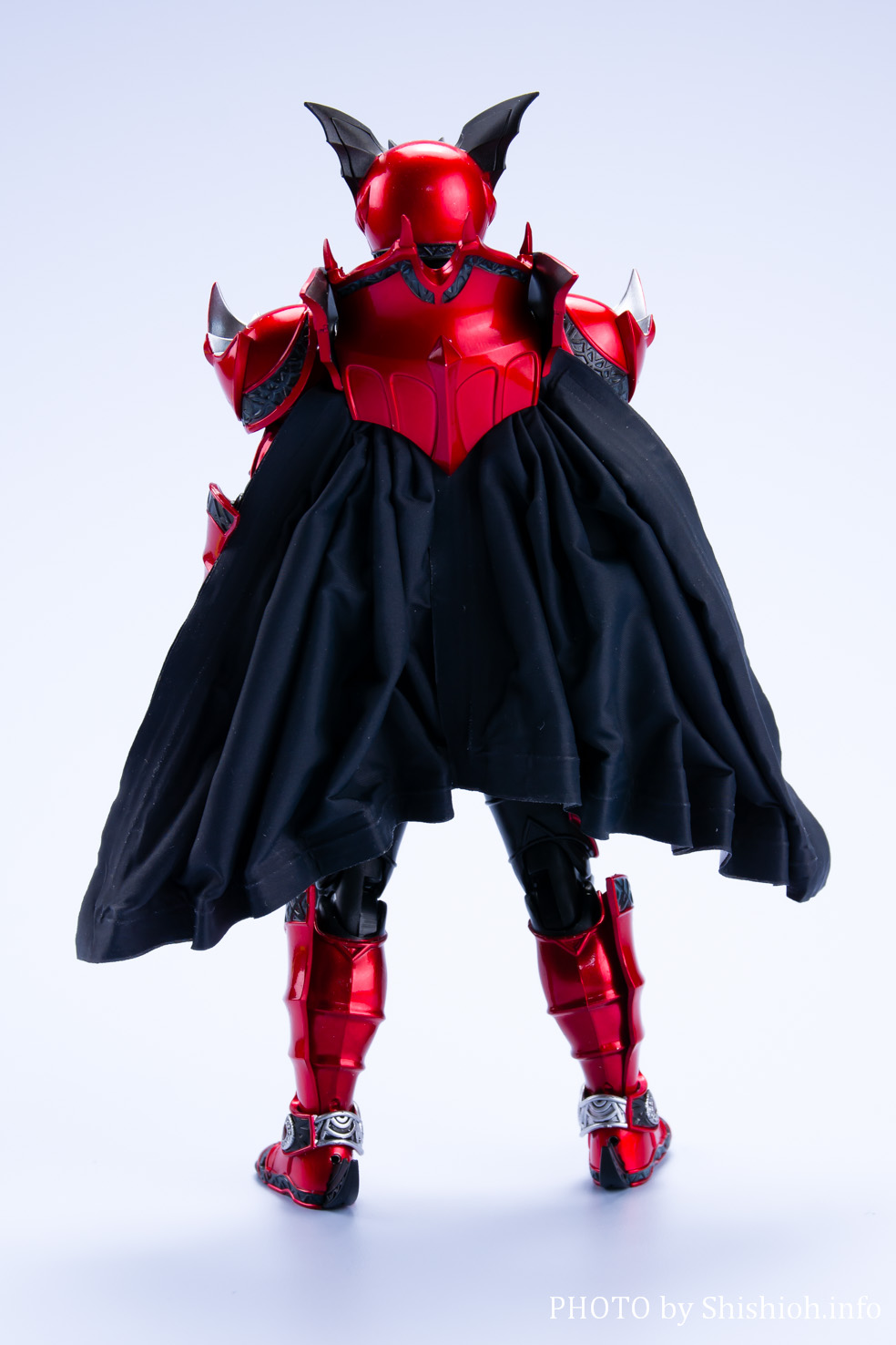 レビュー】 S.H.Figuarts（真骨彫製法） 仮面ライダーダークキバ