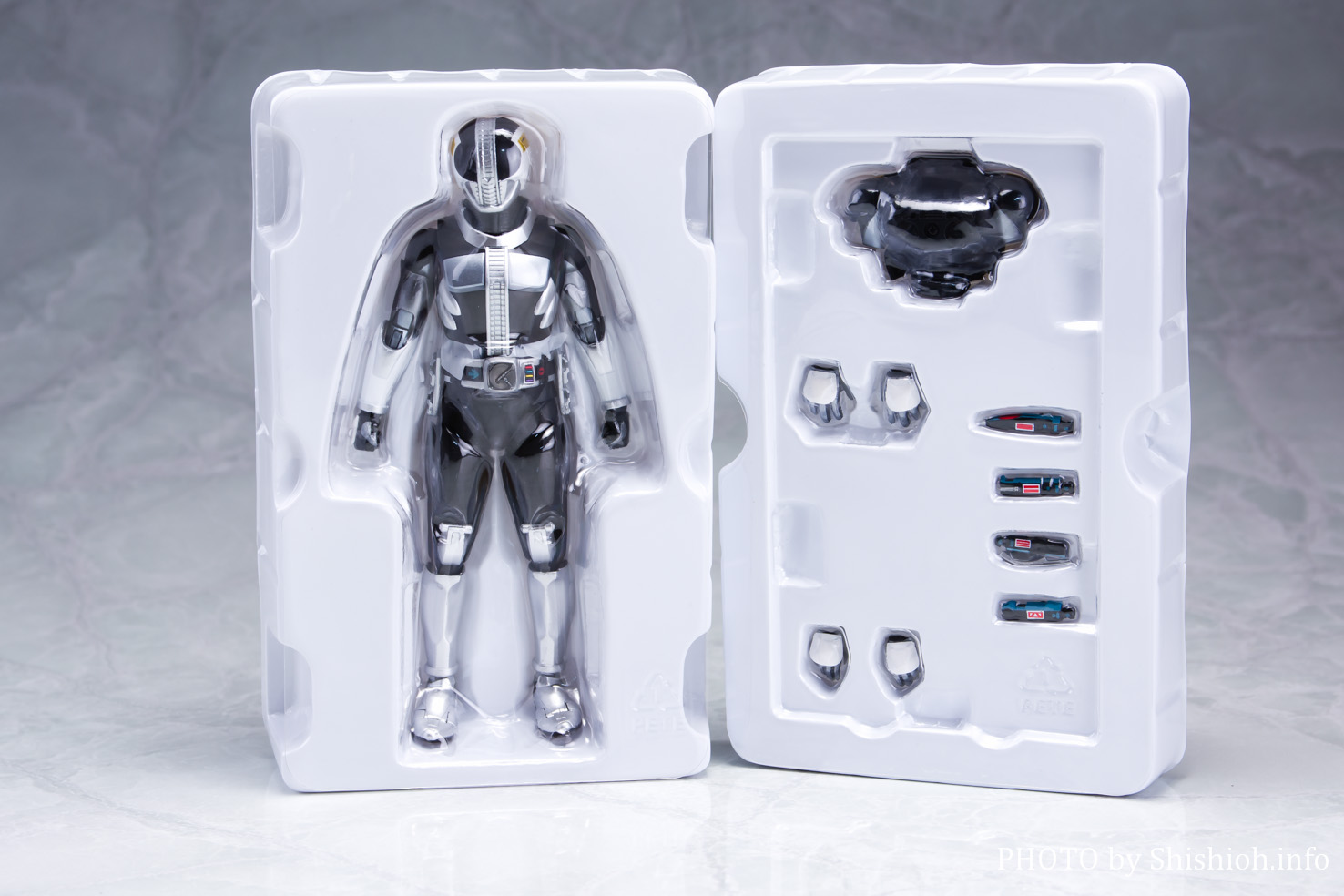 レビュー】 S.H.Figuarts（真骨彫製法） 仮面ライダー電王