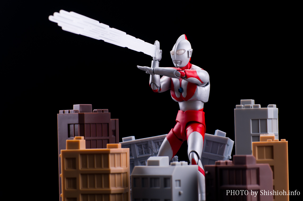 レビュー】 バンダイ S.H.Figuarts ウルトラマン 50th Anniversary