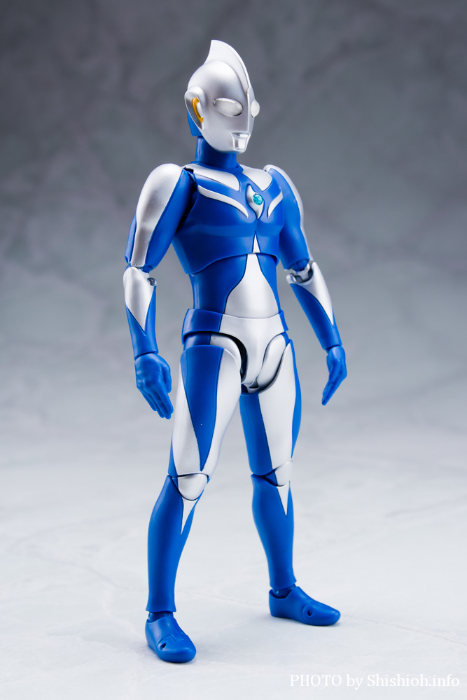 レビュー】S.H.Figuarts ウルトラマンコスモス ルナモード