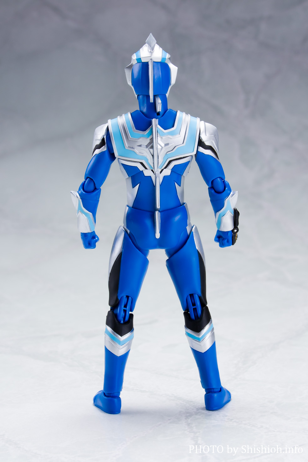 レビュー】 S.H.Figuarts ウルトラマンフーマ