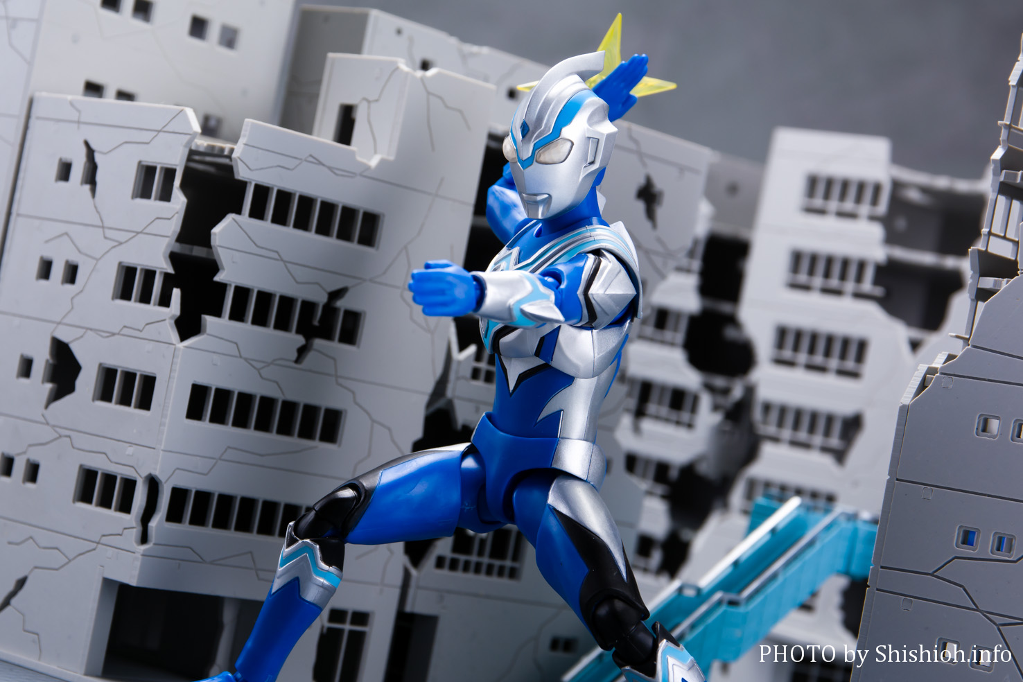 レビュー】 S.H.Figuarts ウルトラマンフーマ