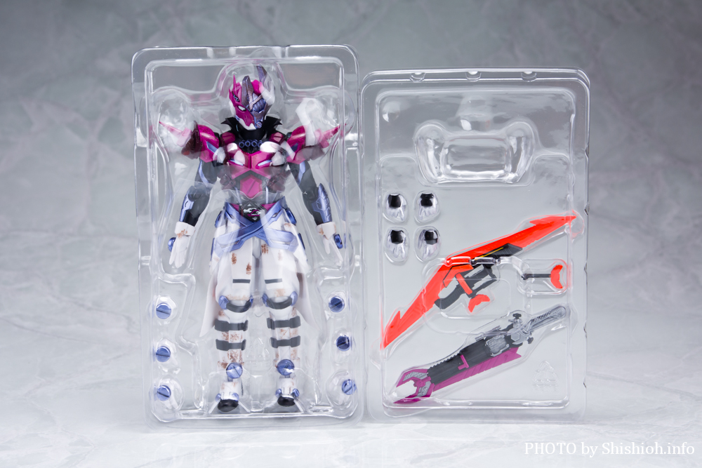 レビュー】S.H.Figuarts ヴァルバラド