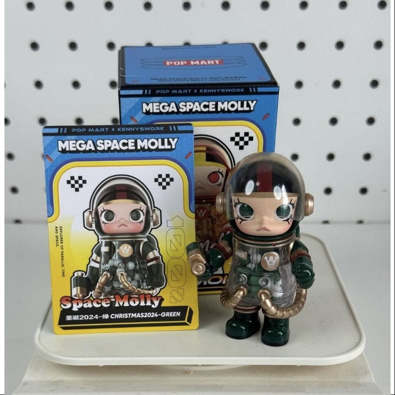 MEGA SPACE MOLLY 100% Series 4 Christmas 2024 Green (Special) – TOYSEZ