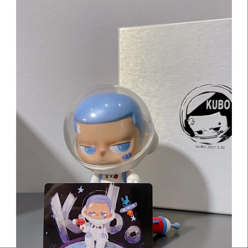 KUBO Astronaut Blue Figurine Art Toy 2021 Limited – TOYSEZ