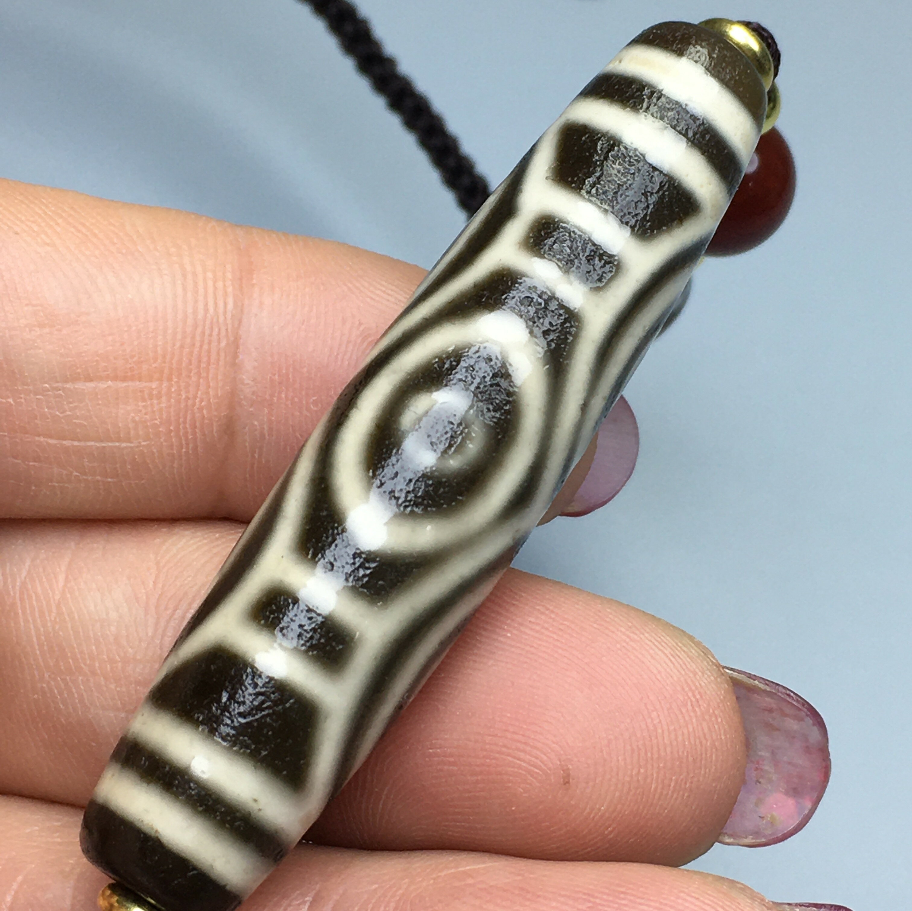 天然西藏包漿老天珠龍六眼天珠真品鎖骨鏈項鏈吊墜瑪瑙送證書| 協貿國際