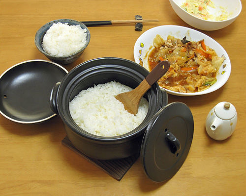 楽天市場】万古焼 陶器 ごはん鍋 3合炊 直火 電子レンジ対応 ご飯鍋