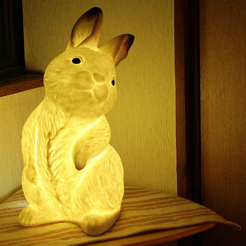 楽天市場】信楽焼 光が透ける うさぎ インテリアライト 白 ウサギ 10号