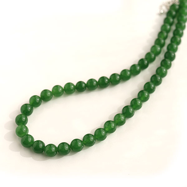 楽天市場】天然石 ネックレス 台湾翡翠 8mm ジェイド ひすい 緑