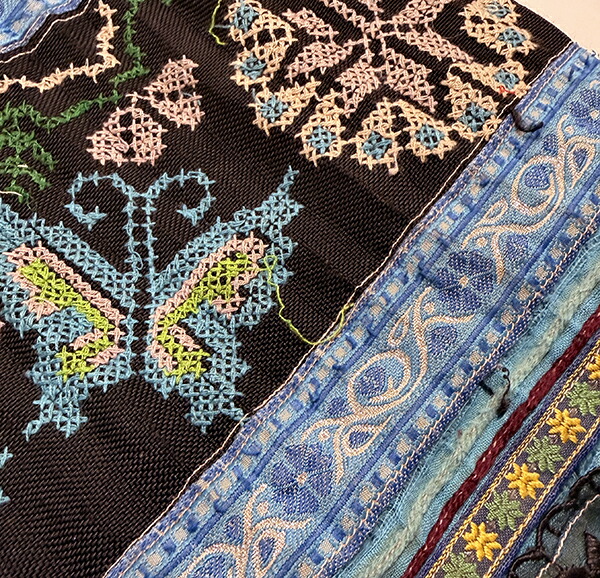 楽天市場】特価品 売り切りセール モン族刺繍生地 アンティーク布 山岳