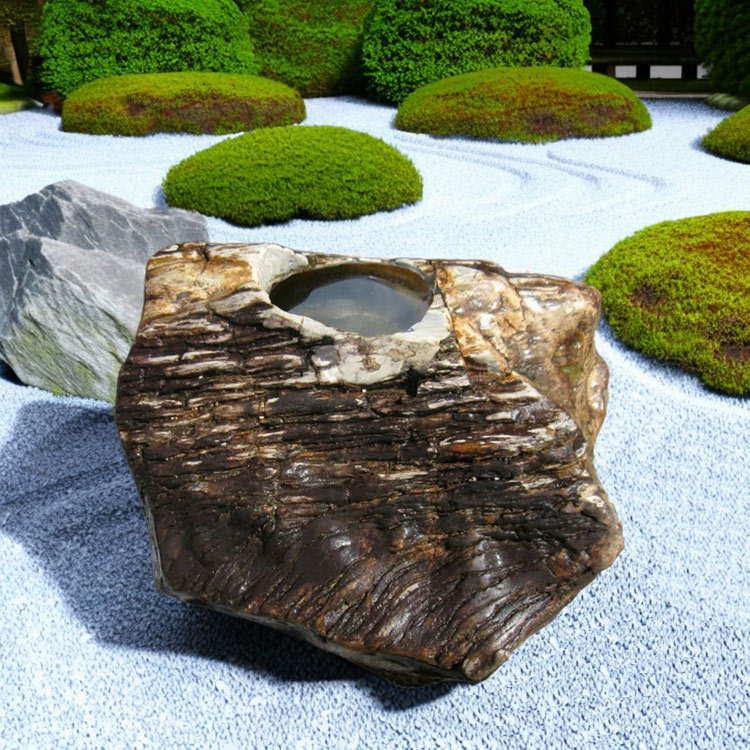 天然木化石 丸太状 原石 庭石 観賞石 80cm級 景石・庭石を数々