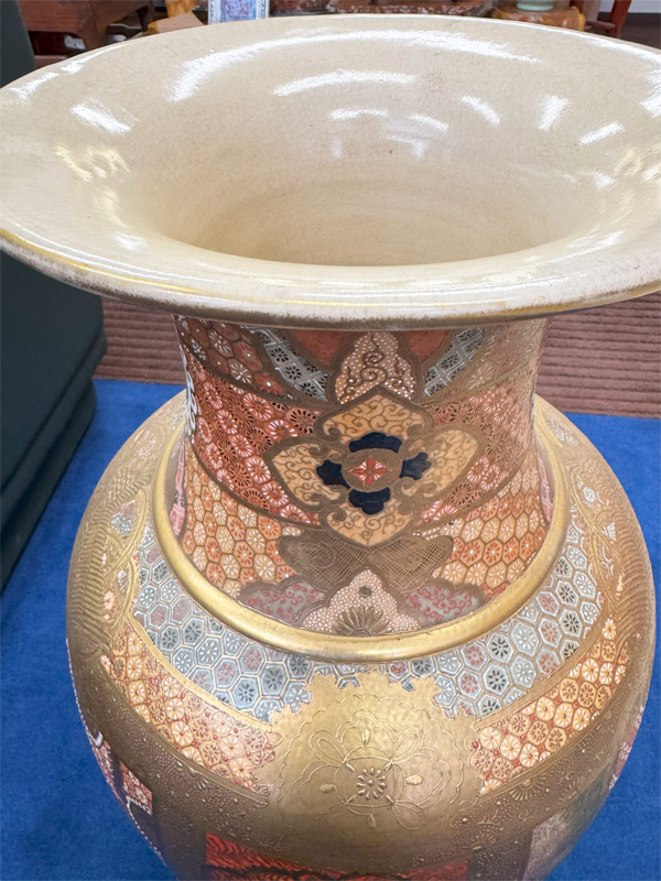 楽天市場】薩摩焼 金彩色絵 人物図飾り壺 高さ約72cm 工芸品 金襴手 彩