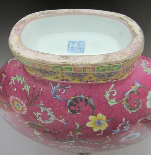 楽天市場】景徳鎮 粉彩花文扁壺 全高49cm 中国 陶磁器 希少 花生 工芸