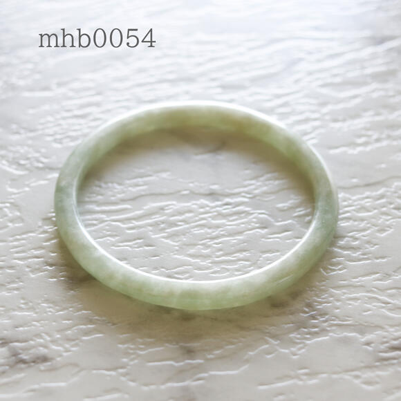 楽天市場】オンライン限定！！【翡翠 華奢 バングル (Mサイズ