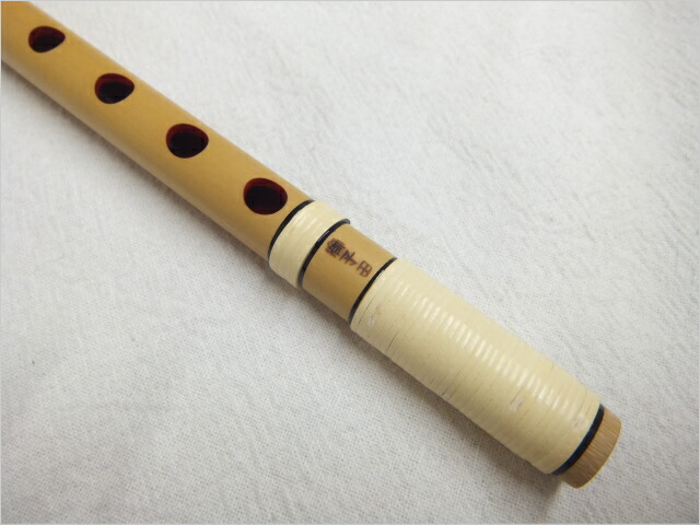 楽天市場】紫山 篠笛 獅子田 籐両巻(内部赤塗)【7穴 6本調子】篠笛袋