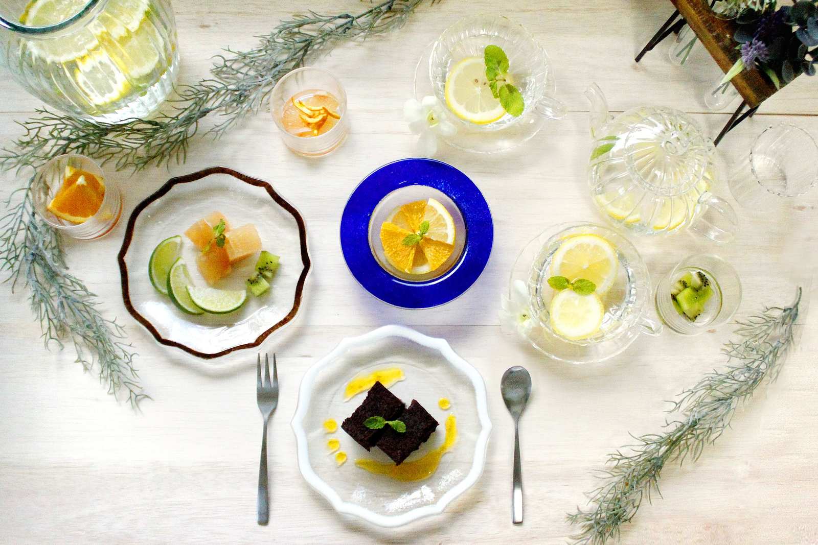 楽天市場】【5・0のつく日限定！ポイント10倍】 ガラス皿 青 ブルー