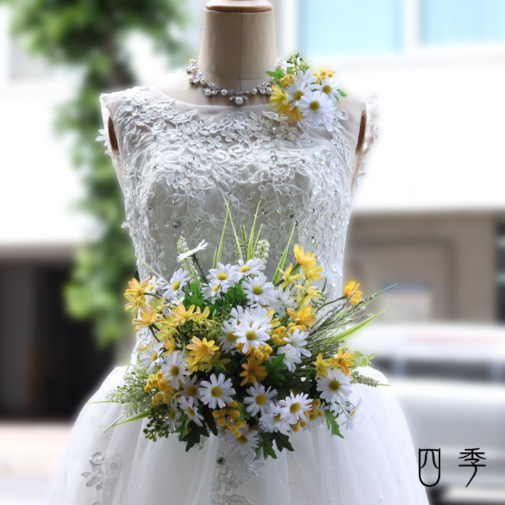 楽天市場】ブーケ 造花 クラッチブーケ ミモザ デージー ホワイト