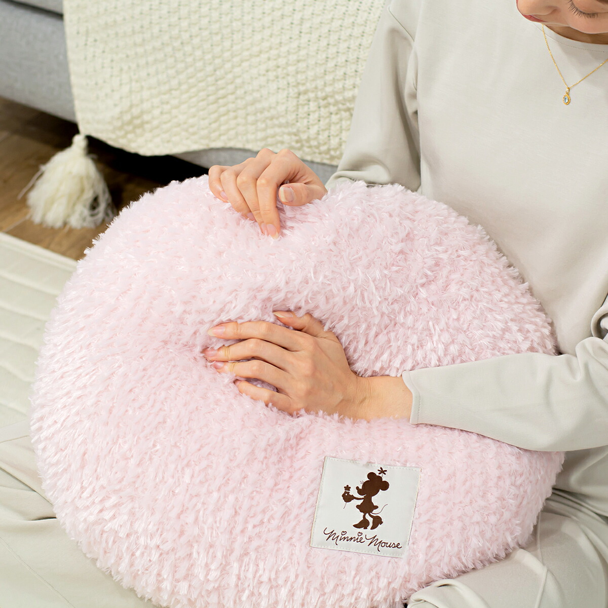 楽天市場】【期間限定☆P20倍】ディズニー ラウンドクッション 丸 45R