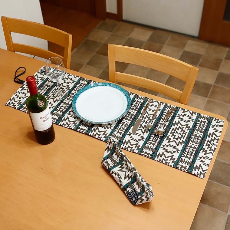 楽天市場】ランチョンマット＆カトラリーケースセット キャンプ