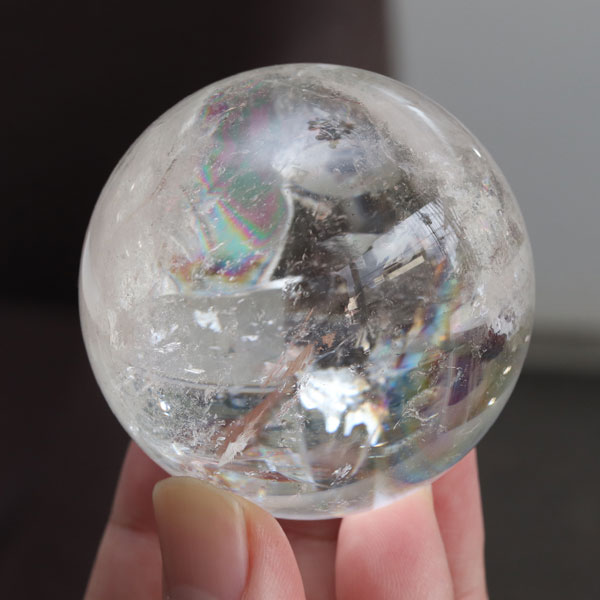 楽天市場】【現品お届け！】天然レインボー水晶 丸玉 約57mm【天然石