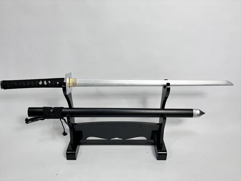 楽天市場】木身刀・黒刀銀鍔（コスプレ用・伊賀流忍者店オリジナル
