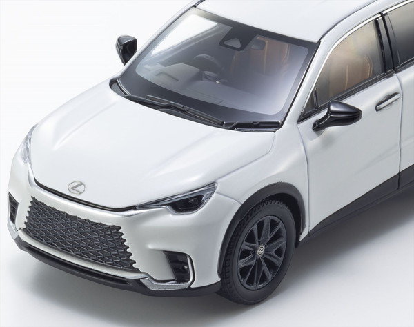 楽天市場】京商オリジナル 1/43 レクサス LBX (ソニッククオーツ) 完成