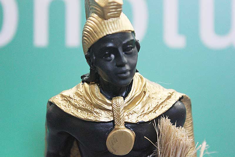 楽天市場】カメハメハ大王 置き物 ウォリアー ヘヴィーウエイト レジン