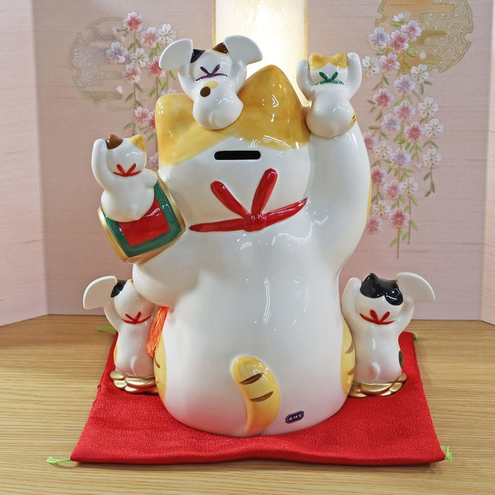 楽天市場】招き猫 置物 大きい 貯金箱 陶器 (彩絵招福大開運招き猫