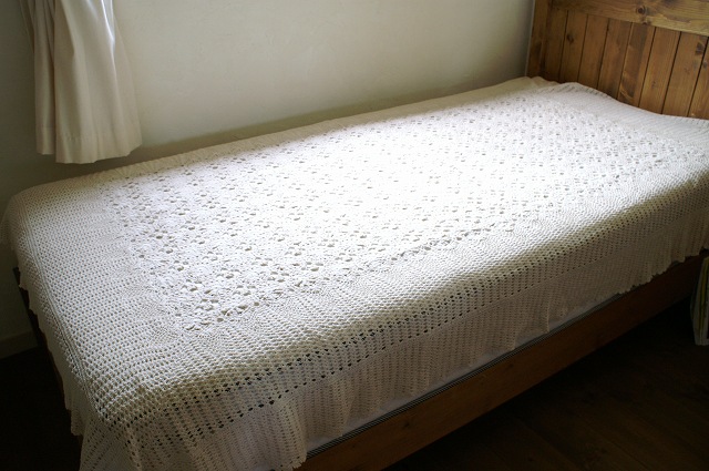 楽天市場】クロシェマルチカバー 140×200 手編みレース ベットカバー