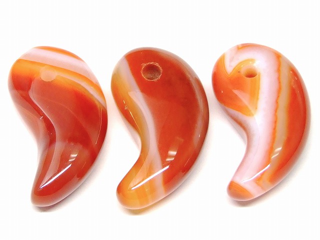 楽天市場】66448C 勾玉 縞瑪瑙 3A 31×17mm 1個売り メノウ アゲート